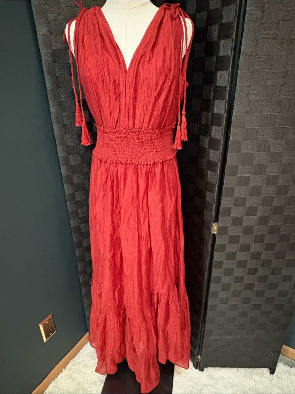 TAYLOR Red Crinkle Gauze Tiered Maxi Dress Smocked Waist Boho Tassel Size M 6